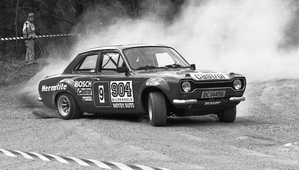 Holm Jacob Matheson på vei mot seier i Festningsløpet på Kongsvinger i 1989. (Foto: Arve Kjelbergsengen)