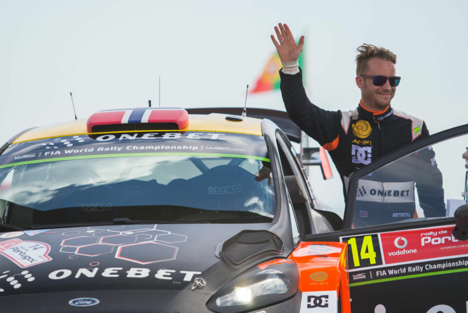 Mads Østberg gleder seg til å vise fram 17-bilen på hjemmebane, men trenger FIAs støtte for å få lov til det. (Foto: OneBet Jipocar World Rally Team)