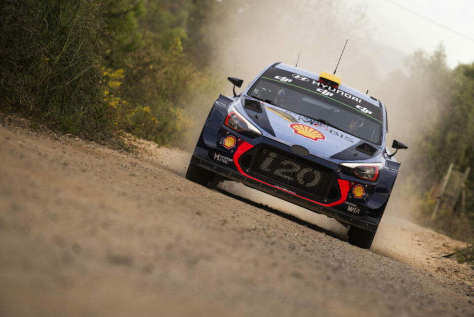 Andreas Mikkelsen i sin nye Hyundai i20 Coupe WRC. (Foto: Red Bull Content Pool)