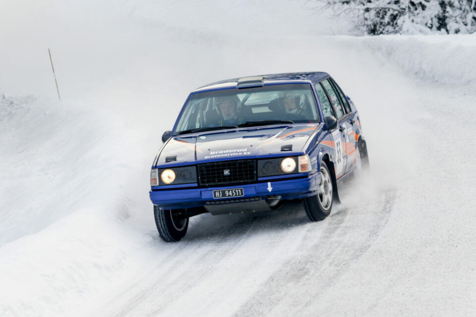 Mats Nygård og kartleser Johan Svendsen. (Foto: Simen Næss Hagen)