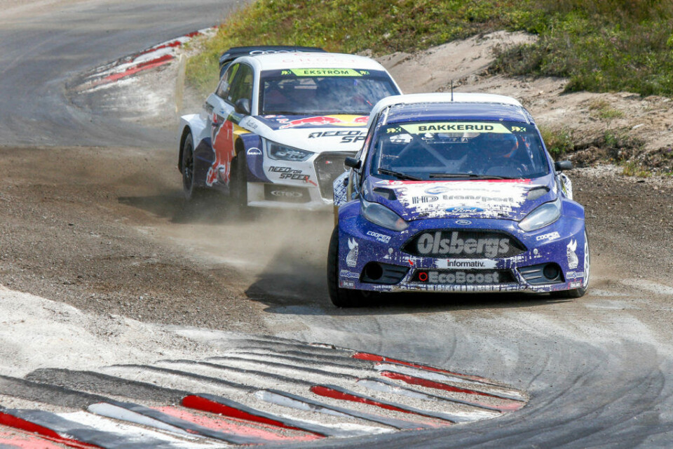 Andreas Bakkerud i front foran sin nåværende teamkompis Mattias Ekström. (Foto: FIAWorldRallycross.com)