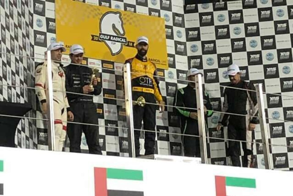 Jørn Martin Aalerud og teamkompis Jani Hjerrpe sikret to andreplasser i Gulf Radical Cup i Abu Dhabi denne helgen. (Foto: Privat)