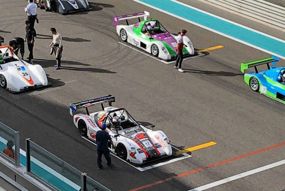Jørn Martin Aalerud på startgriden de fleste er vant til å se Formel 1-biler hver senhøst. (Foto: Privat)