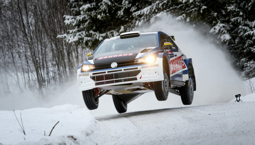 Ole Christian Veiby satset friskt i Sigdalsrally i 2019, og tre år senere er han på plass igjen i akkurat den samme bilen. Ole Christian Veiby satset friskt i Sigdalsrally i 2019, og tre år senere er han på plass igjen i akkurat den samme bilen.