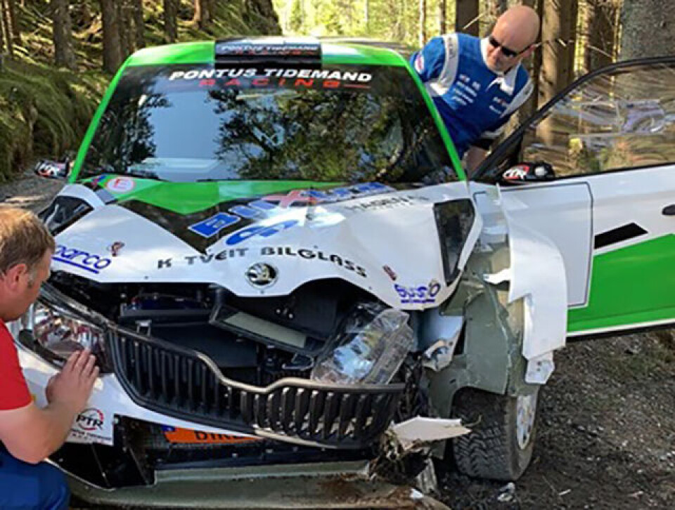 Dessverre ble det såpass omfattende skader på den innleide R5-bilen etter krasjen på test at det satte en stopper for både helgens NM-runde, samt resten av mesterskapet, for Søren Snartemo. (Foto: Privat)
