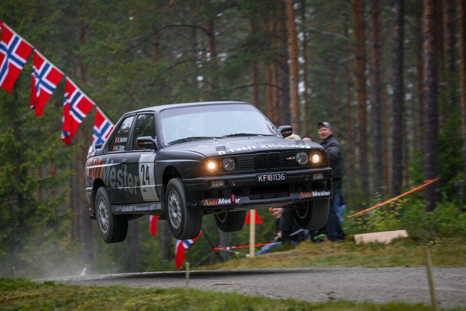 Søren Snartemos BMW M3 er en gammel kjenning på norske rallyveier. Her fra Rally Hedmarken i 2014. (Foto: Simen Næss Hagen / Parc Fermé)