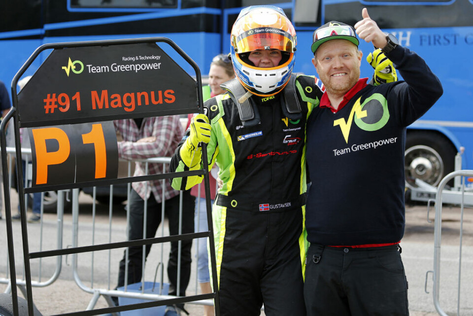 Teamsjef Marius Gjevik var svært fornøyd etter den imponerende første seieren Magnus Gustavsen i Formula Nordic. (Foto: Bengt-Åce Gustavsson / Racefoto.se)