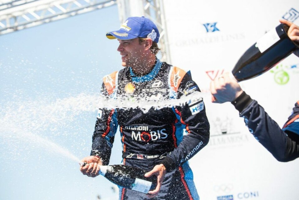 Andreas Mikkelsen har tatt to pallplasser på seks forsøk hittil i år. Nå håper han at tilliten vedvarer minst ut sesongen. (Foto: Hyundai Motorsport GmbH)