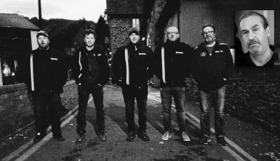 PRLs rallysupportere i ren rockeband-stil. Fra venstre Stian Holm, Henning Friis, Raymond Braaten, Bjørn Erik Hagen og Trond Hansen, samt Geir Lundby (innfelt). (Foto: Privat)
