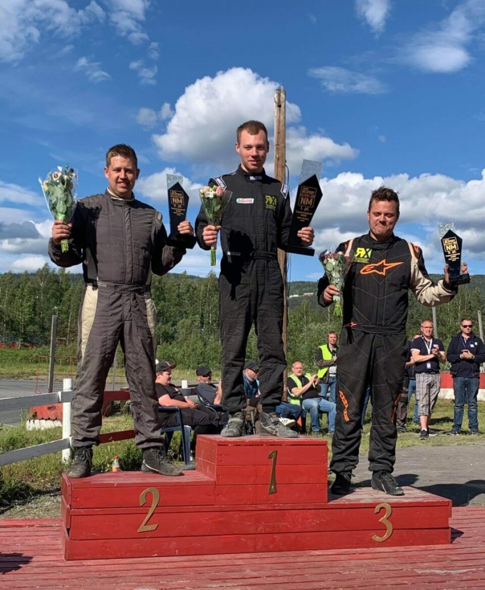 Fredrik Ågedal fra NMK Konsmo tok førsteplass i Supernasjonal klasse 4 foran Robin Slåttekjær fra NMK Grenland og Hans Jøran Østreng fra NMK Trøgstad. (Foto:Privat)