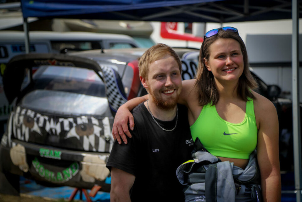 Lars Christian Rosland er tilbake i EM-manesjen, selvfølgelig med god støtte fra blant annet kjæresten Kristine Salte som også kjører bilen hans her i Norge. (Foto: Simen Næss Hagen / Parc Fermé)