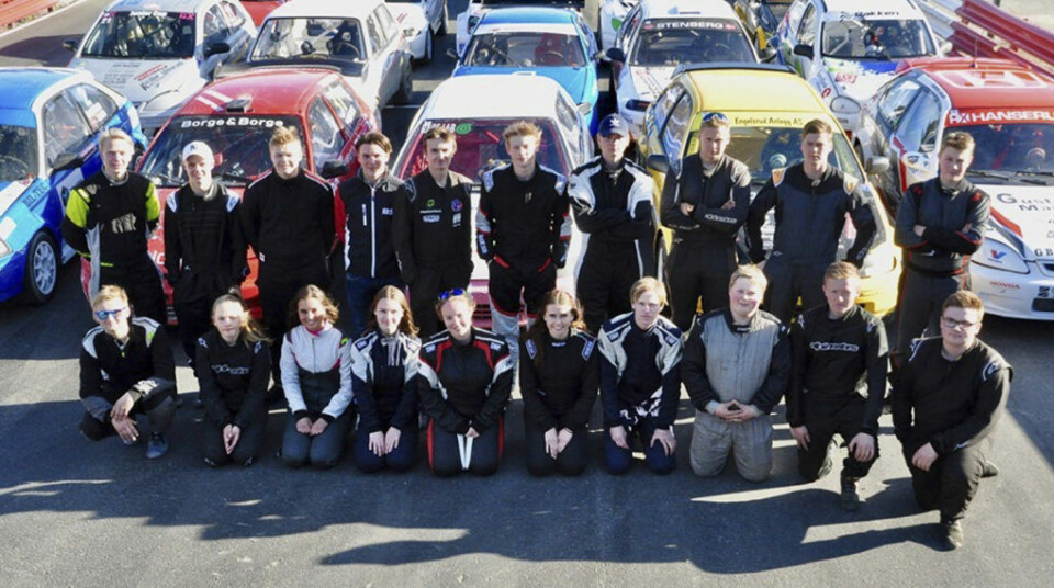 Juniorklassen er blitt en stor suksess i norsk rallycross de siste sesongene, og fortsetter med 19 deltakere på Grenland Motorsportsenter denne helgen. (Foto: Anne Beth Mål Arntzen)