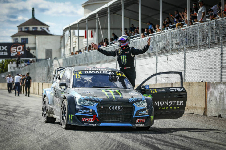 Andreas Bakkerud etter sin første seier på nesten 1000 dager. (Foto: FIAWorldRallycross.com)
