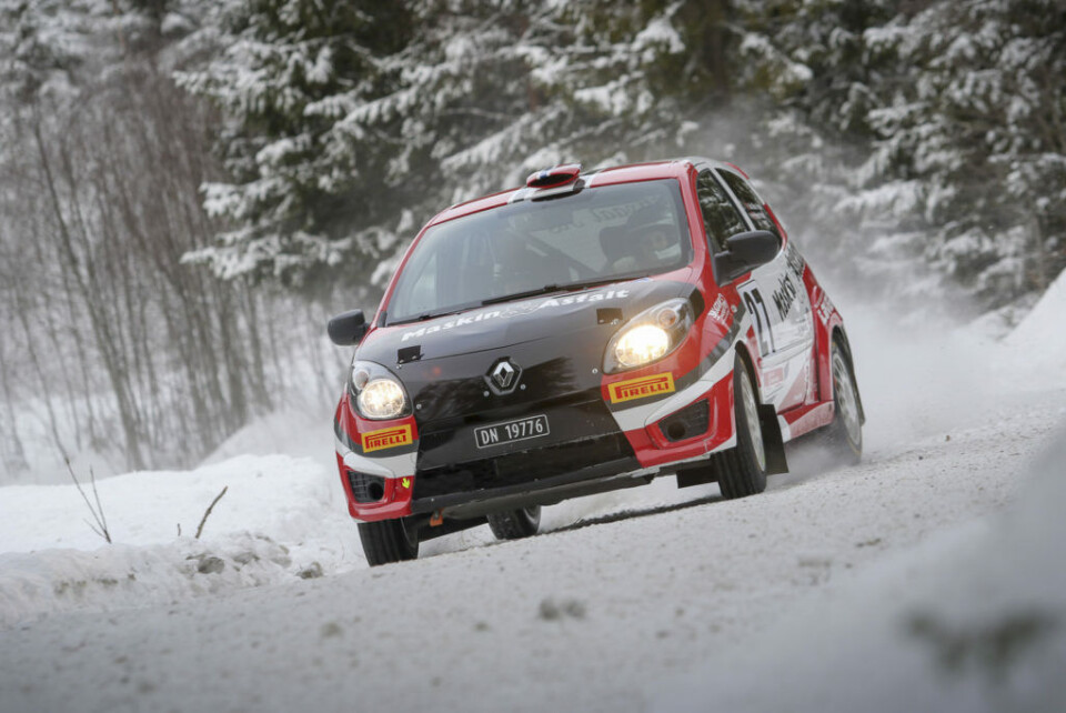 Ada Marie Hvaal under Sigdalsrally i fjor. I år skal samme NM-runde vises direkte på VGTV. (Foto: Simen Næss Hagen / Parc Fermé)
