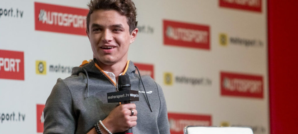 Hyller norske simracere – slik opplever han realismen i virtuell bilsport