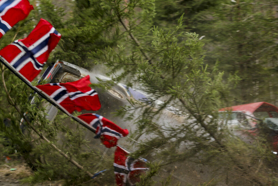 Dette bildet, samt forsidebildet, er fra en ulykke mellom to rallybiler fra Hurumsprinten i 2016, og er kun et illustrasjonsbilde som ikke har noe med saken å gjøre. Alle involverte kom fra ulykken uten skader. (Foto: Simen Næss Hagen / Parc Fermé)