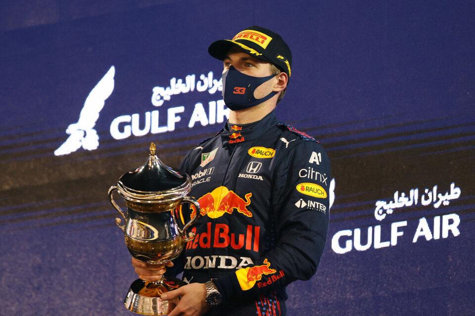 Max Verstappen tok seierstapet over Lewis Hamilton med fatning etter at ting hadde roet seg etter løpet. (Foto: Bryn Lennon/Getty Images)