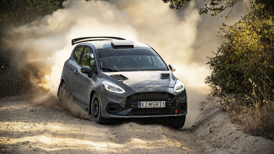 Rally3-klassen faller mellom det vi fram til i dag kjenner som R5 og R2. Denne likner kanskje mest på en R2-bil, men har altså firehjulstrekk og en litt større bakvinge som de mest markante forskjellene. (Foto: M-Sport)