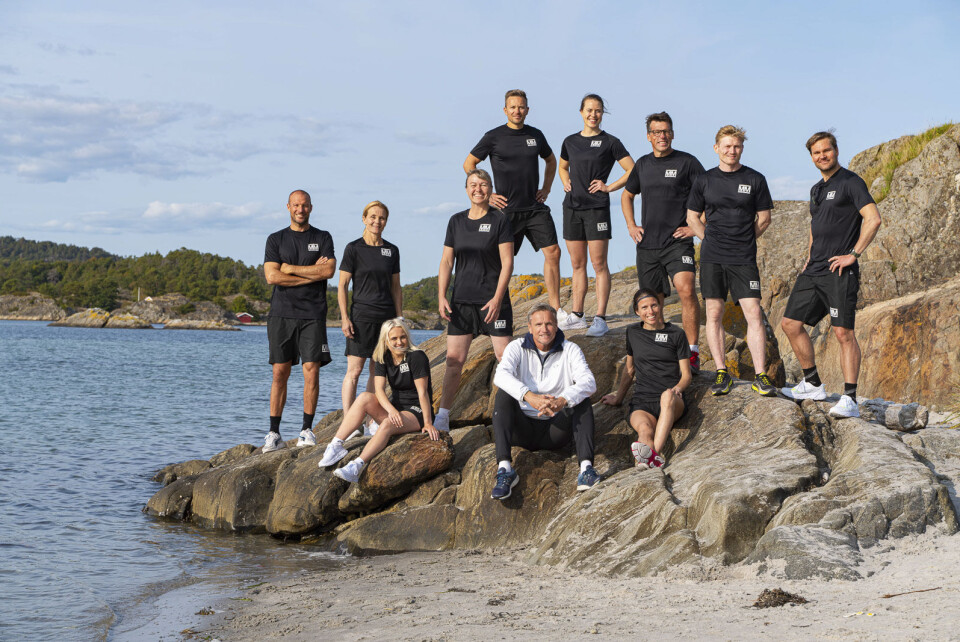 Jan Kvalheim (hvit jakke i midten) er en av Mesternes Mester-produksjonens viktigste brikker, og holder et godt øye med bilsporten selv om ingen bilsportutøvere har vært representert enda. Her fra årets sesong hvor Aksel Lund Svindal (ytterst til venstre) stakk av med seieren - og også blir den nye programlederen til neste sesong (Foto: Sondre Transeth / Rubicon TV)