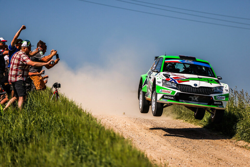 Andreas Mikkelsen og Ola Fløene fra Rally Polen tidligere i sommer. (Foto: Maciej Niechwiadowicz / Toksport WRT)