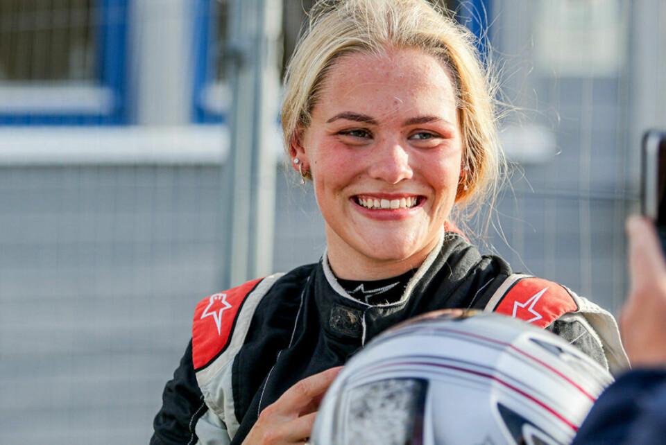 Andrine Rafoss, her etter at hun fikk kjøre Porsche Cayman GT4 under Bilsporttalentet i fjor.