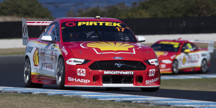 Tidligere Supercars mester, Scott McLauhglin i aksjon. Tidligere Supercars mester, Scott McLauhglin i aksjon.