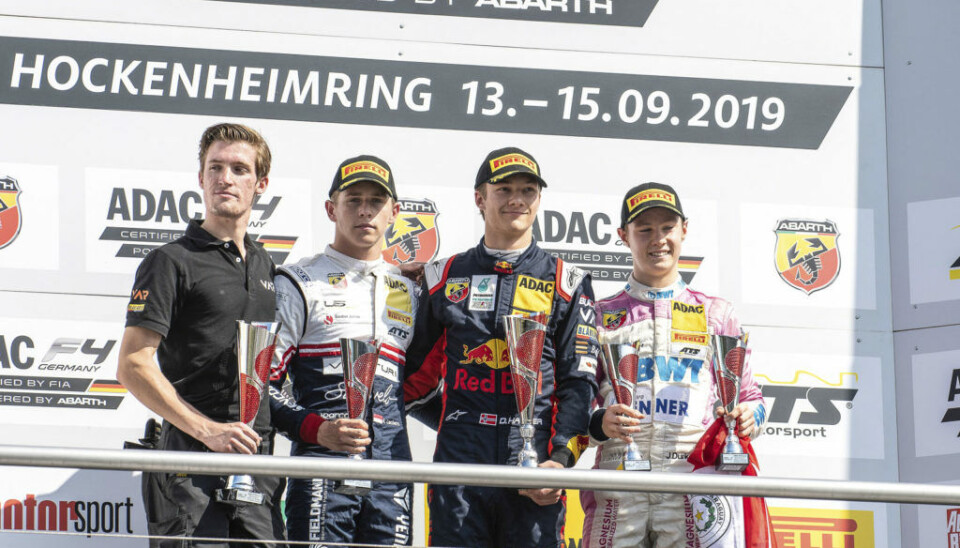 Arthur Leclerc, til venstre for Dennis Hauger, følger sin mer kjente storebror Charles hjulspor på vei opp gjennom formelbilstigen. (Foto: Dutch Photo Agency/Red Bull Content Pool)