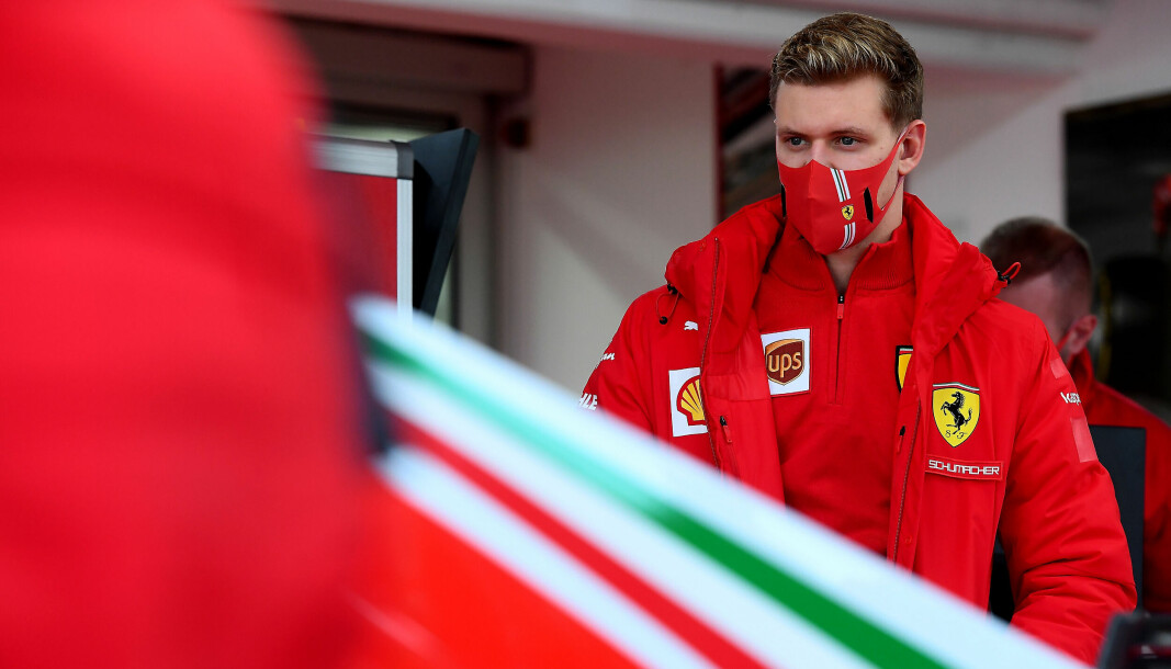 Mick Schumacher under en av sine Ferrari-tester på Fiorano-banen i Italia, som er eid av Ferrari selv.