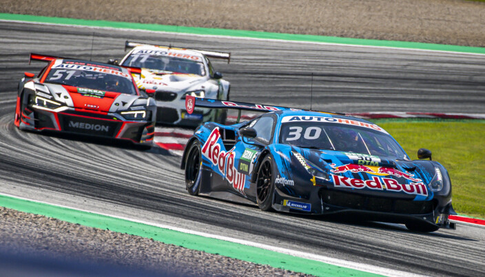 Full fres i DTM løpet på Red Bull Ring i fjor. Full fres i DTM løpet på Red Bull Ring i fjor.