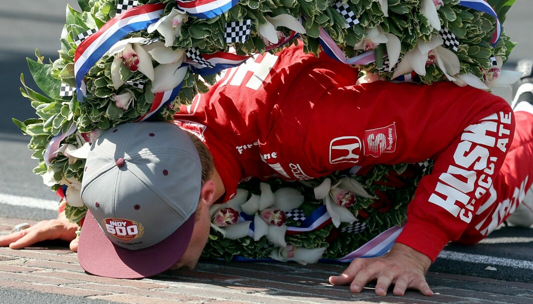 Marcus Ericsson kunne kysse mursteinene på Indianapolis etter at han vant et av verdens mest anerkjente billøp.