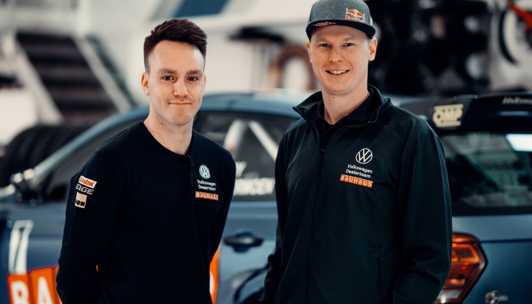 Ole Christian Veiby og Johan Kristoffersson, her foran rallyvarianten av deres Volkswagen Polo R5, som danner grunnlaget for årets VM-biler i rallycross med den elektriske drivlinja fra Kreisel. ´ Ole Christian Veiby og Johan Kristoffersson, her foran rallyvarianten av deres Volkswagen Polo R5, som danner grunnlaget for årets VM-biler i rallycross med den elektriske drivlinja fra Kreisel. ´