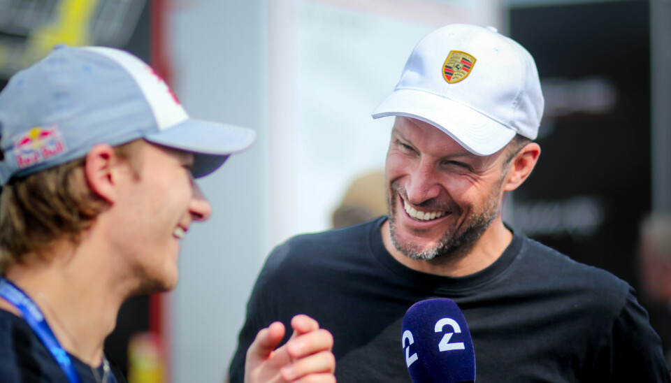 Veldig god stemning mellom Hauger og Lund Svindal i depotet på Le Mans-banen i forkant av helgens supportløp fra Porsche Carrera Cup.