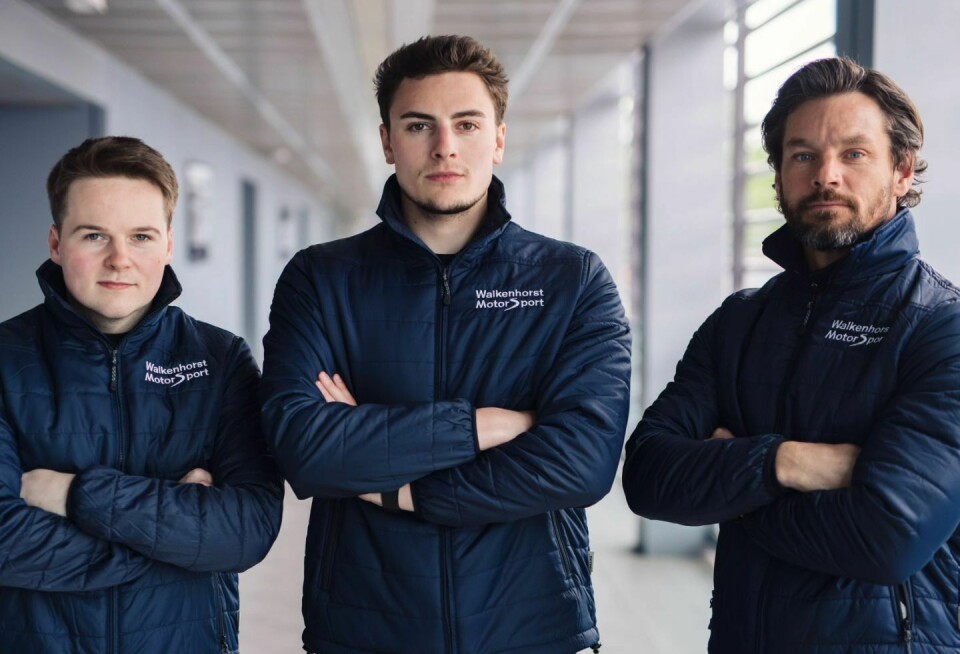 Ungguttene James Kell og Thomas Neubauer sammen med eldstemann Anders Buchardt som utgjør tre av fire på Walkenhorst Motorsports BMW nummer 35.