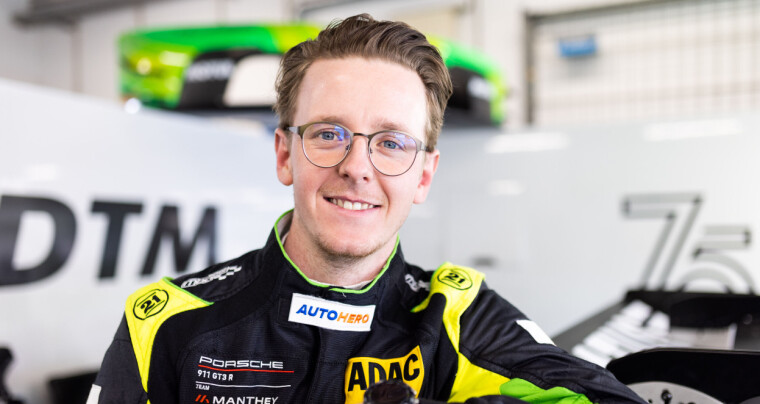 Ingen sommerferie for Dennis – men han trives godt med å være tilbake til et hektisk racingliv