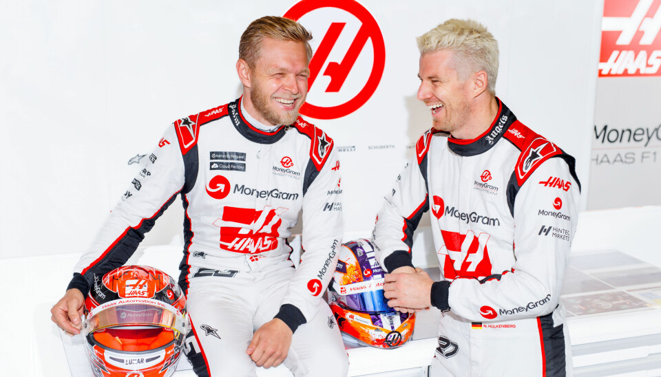 Både Kevin Magnussen og Nico Hulkenberg fortsetter i hvite Haas-farger neste sesong.