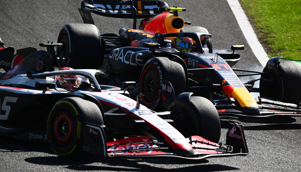 Kevin Magnussen og Sergio Perez er to av førerne som må tre til side i en fredagstrening denne høsten.