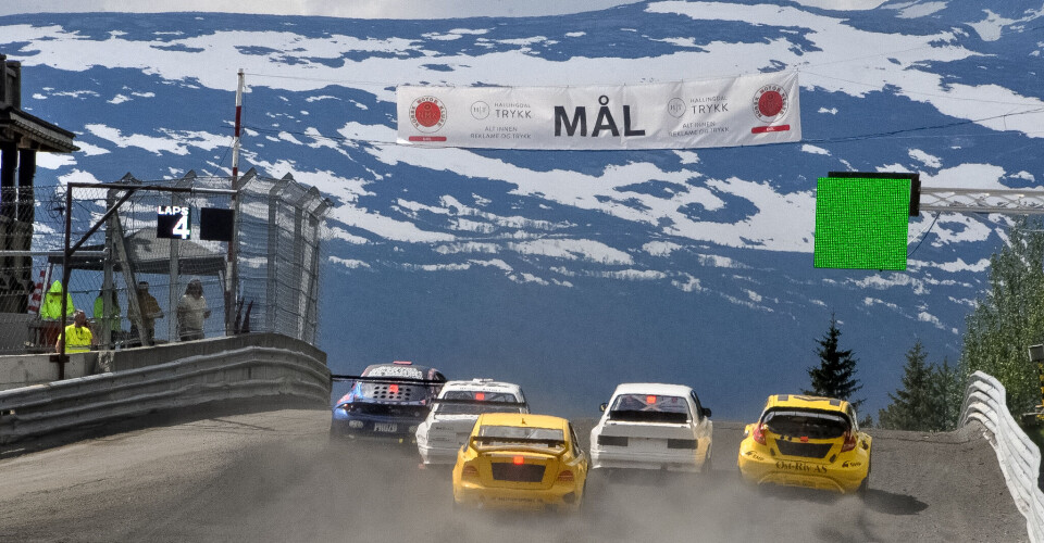 Fuglehaugen Motorsenter byr på like spektakulært landskamp som action og dramatikk ute på banen, og 2024 ble intet unntak.