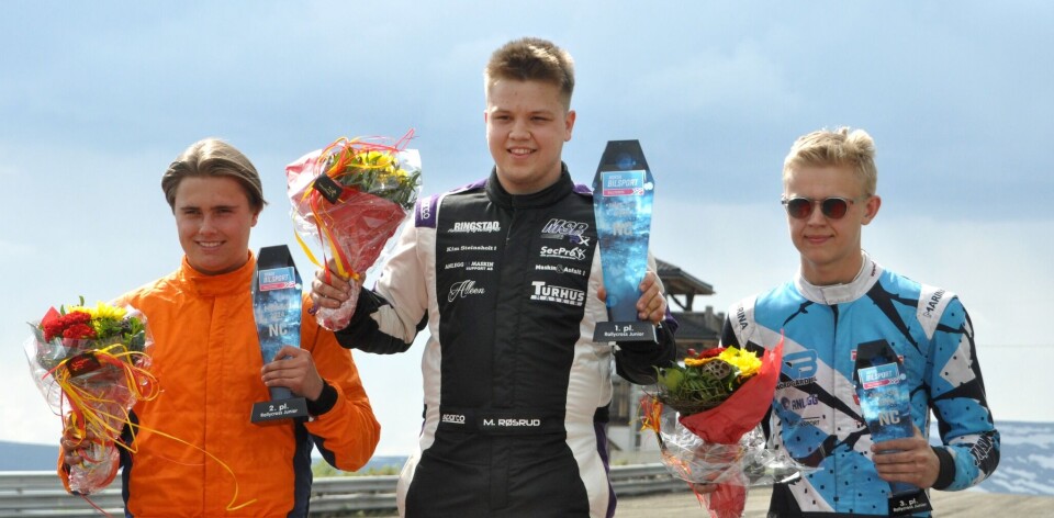 Pallen i juniorklassen denne helgen, med vinner Markus Røsrud, flankert av Tobias G. Spangen og Johannes Rafoss.