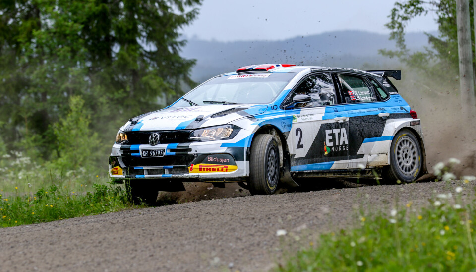 Frank Tore Larsen og Lars-Håkon Lundgreen ladet opp til Royal Rally of Scandinavia med andreplass i Aurskog-Høland Rally – men full pott i NM da løpet ble vunnet av rumenske Simone Tempestini.