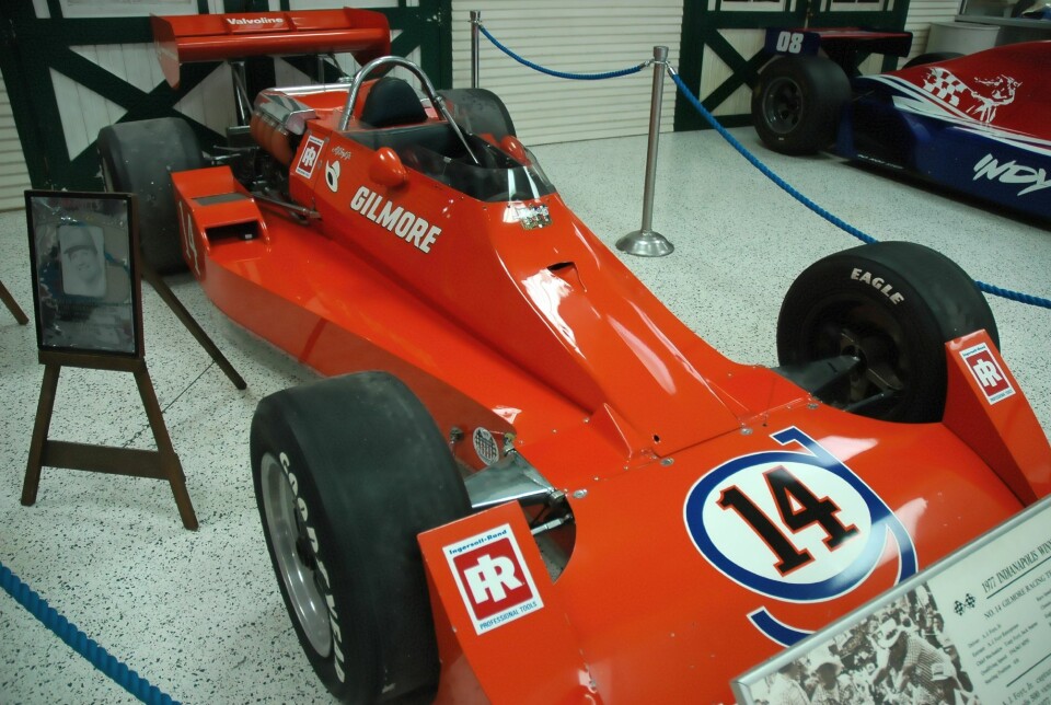 Dette var bilen som Per Engseth skulle teste, nemlig A. J. Foyt sin Coyote Foyt V8 fra Gilmore Racing, som senere totaltvant Indianapolis 500-løpet.
