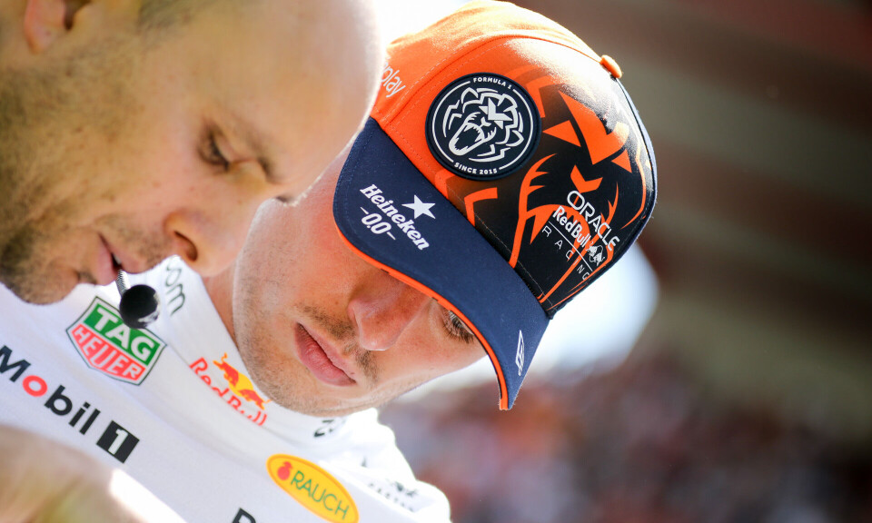 Max Verstappen, her sammen med sin løpsingeniør Gianpiero Lambiase før starten av Belgia Grand Prix.