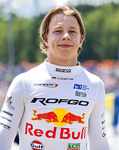 Tar over Colapintos plass i F2