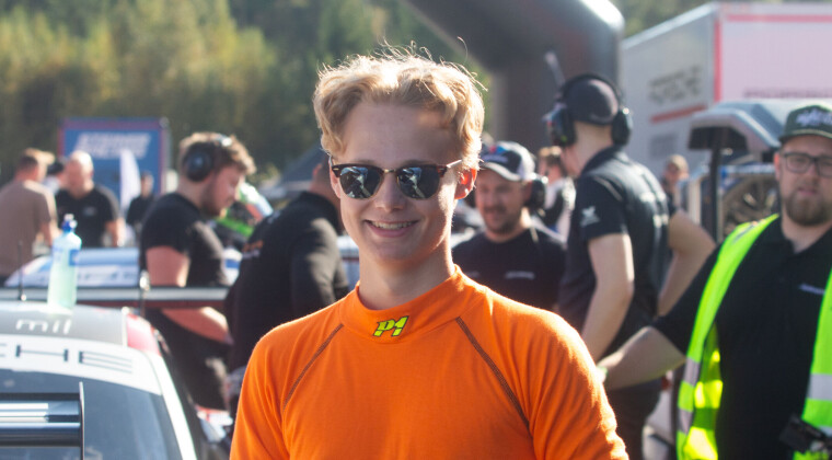 Oskar (19) får drømmesjanse