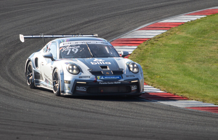 Oskar Biksrud i sitt forrige løp, under fjorårets Porschefestival.