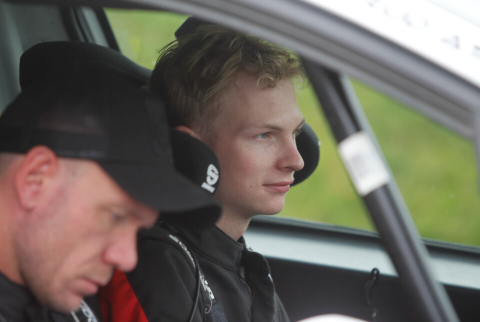 Marius Solberg Hansen og kartleser Erik Storø får deres internasjonale debut i rally om en drøy uke.