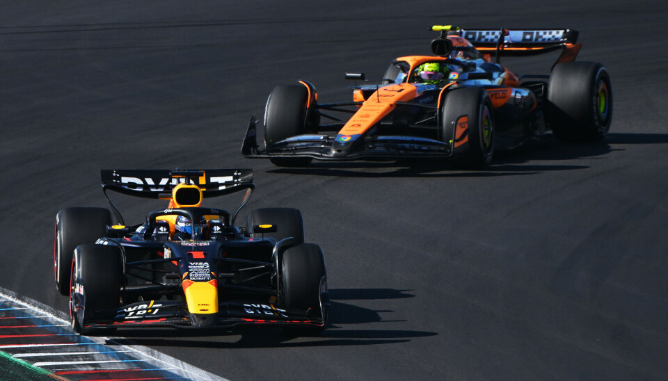 Alt handlet stort sett om disse to mot tampen av USA Grand Prix, med Max Verstappen tett jaget av Lando Norris. Og dette er vel også bildet på hvordan mesterskapet har utviklet seg i år.