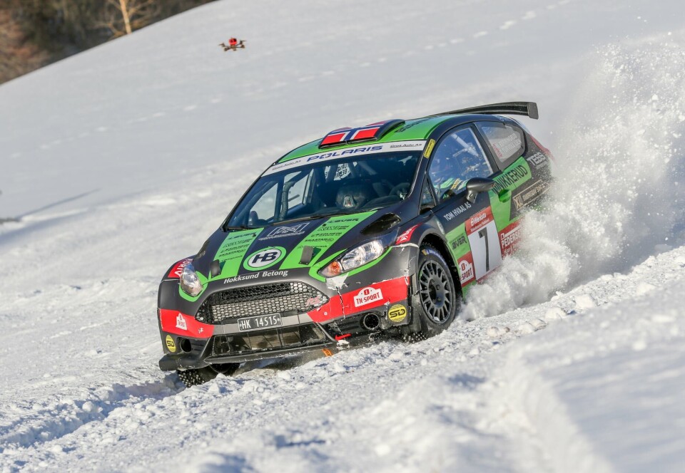 Det er i denne bilen Mats Peder Hvambsahl skal prøve seg til vinteren. Her er Marius Bermingrud i aksjon under Rally Hadeland tidligere i år.