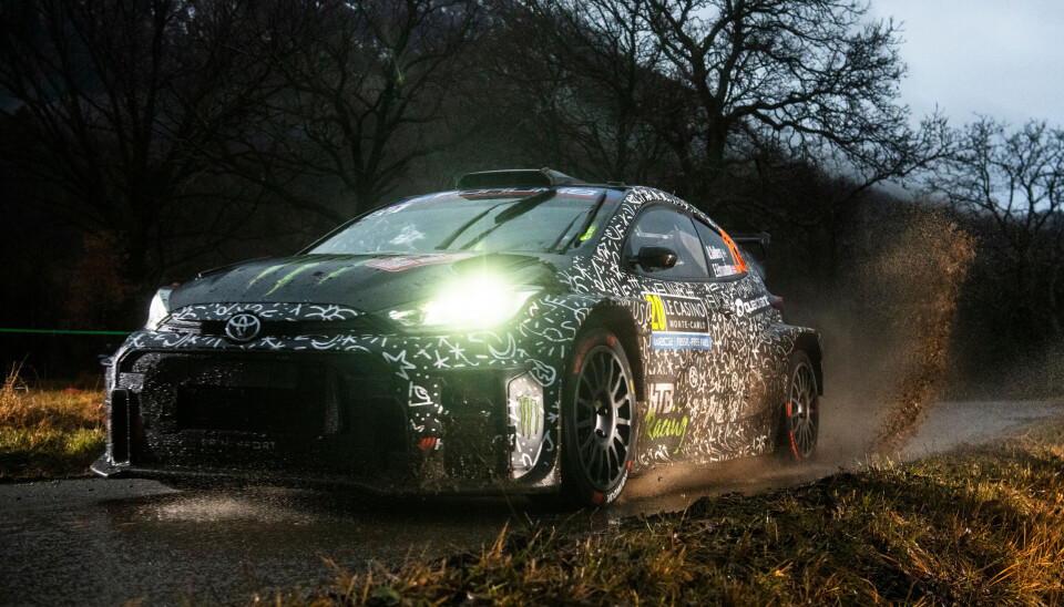 Oliver Solberg i aksjon, nå i en Toyota.