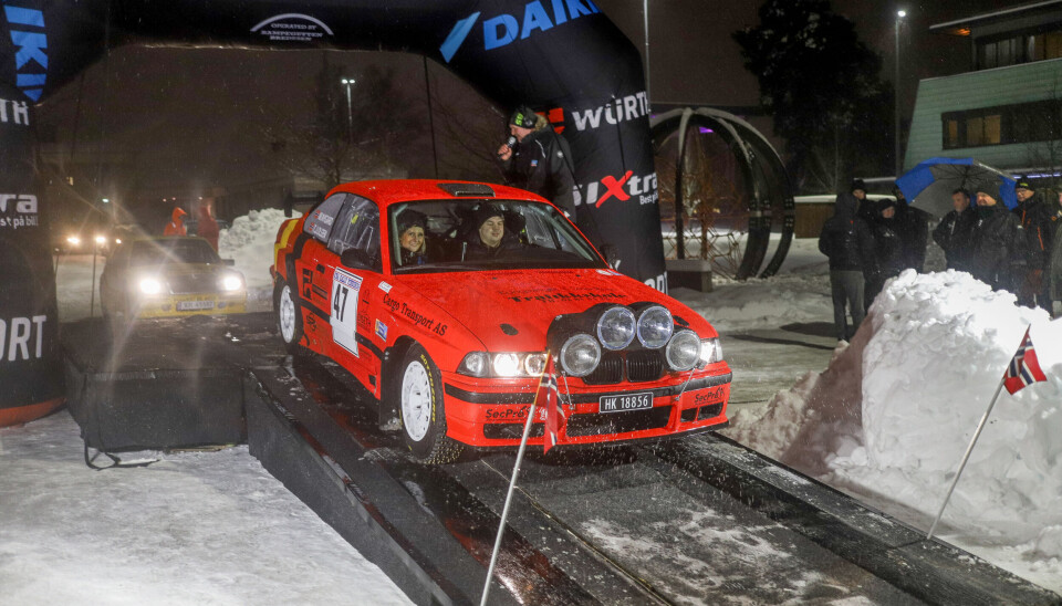 Martin Nygård og kartleser Tina Jeanette Olsen kunne stolt trille av startrampa før Rally Finnskog forrige helg med en helt nygodkjent rallybil.