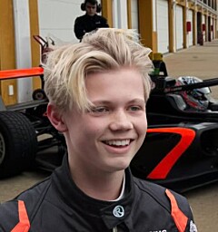 Følger i Hauger og Stenshornes hjulspor